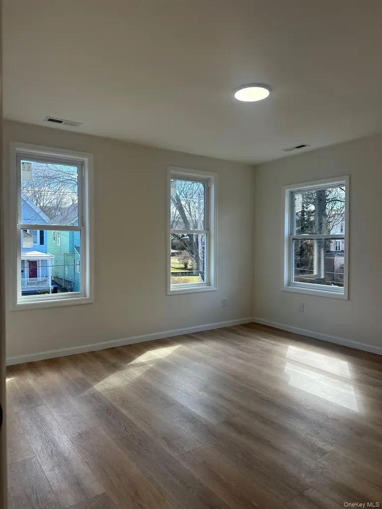 38 Carroll Street Poughkeepsie NY 12601