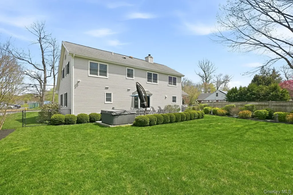 73 Sunset Road Montrose NY 10548