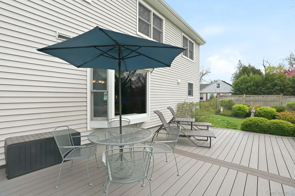 73 Sunset Road Montrose NY 10548