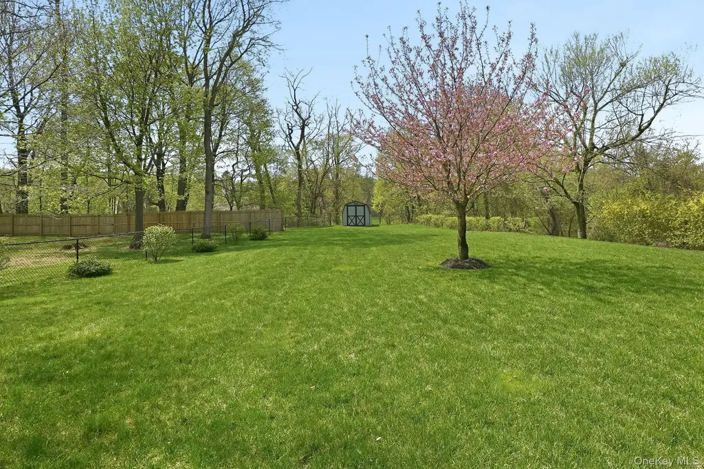 73 Sunset Road Montrose NY 10548