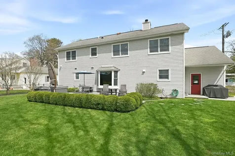 73 Sunset Road Montrose NY 10548