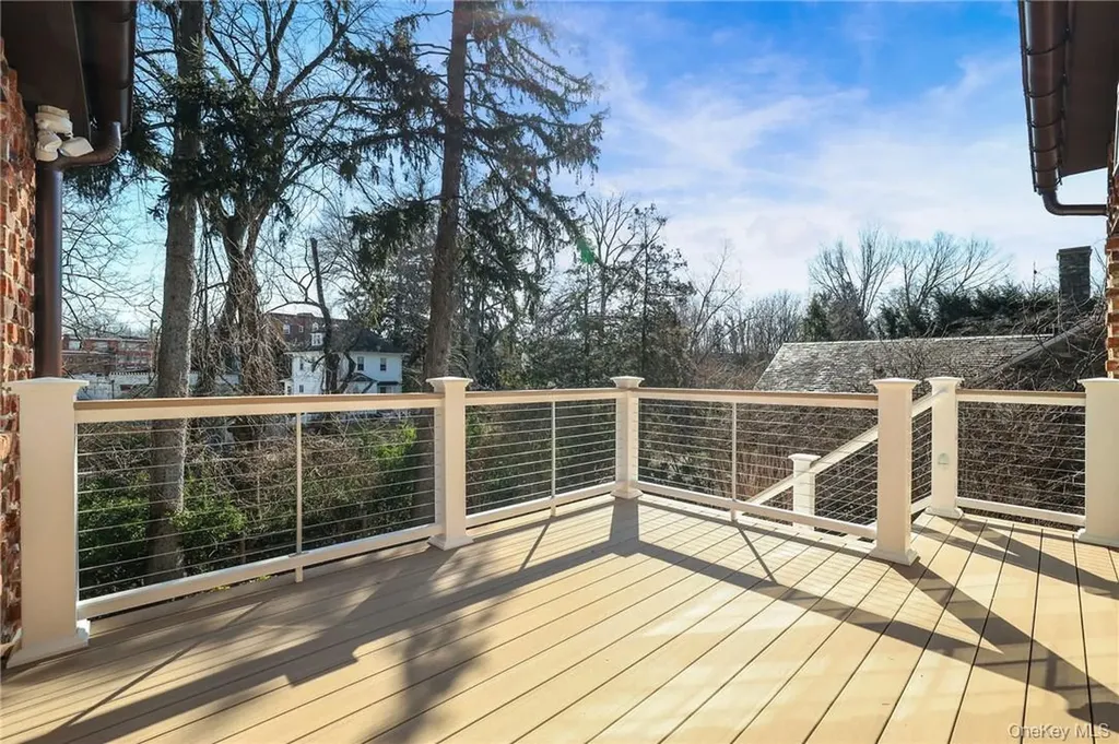 40 Mendota Avenue Rye NY 10580