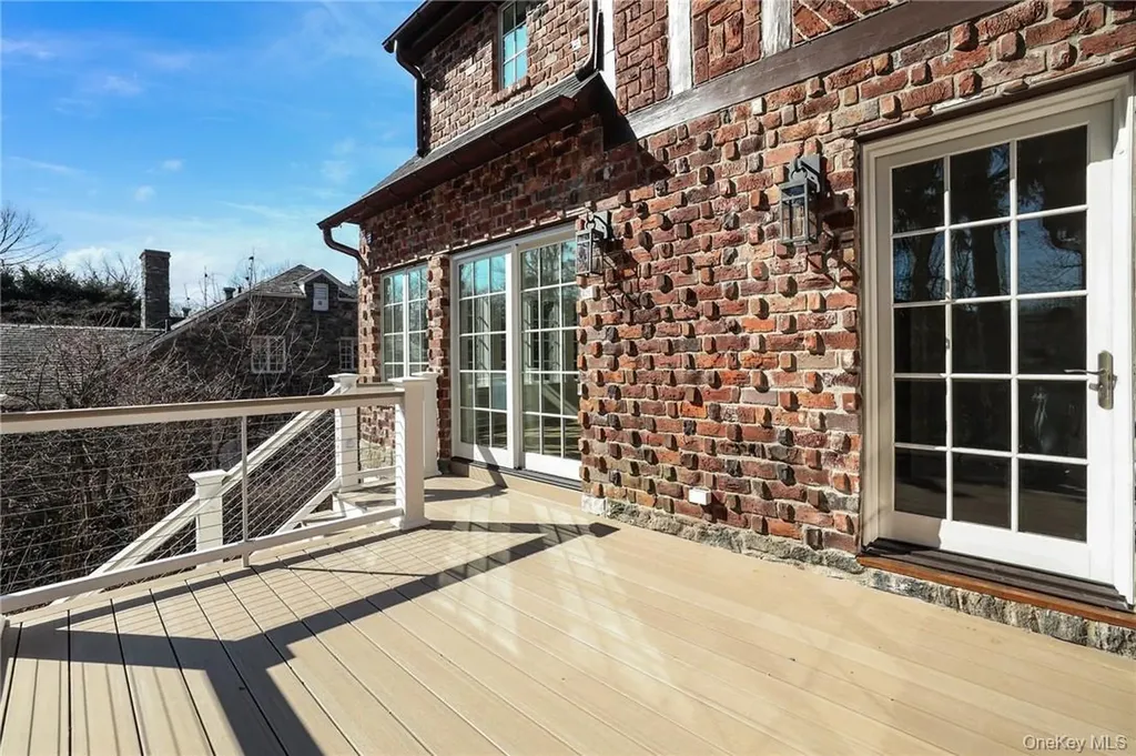 40 Mendota Avenue Rye NY 10580