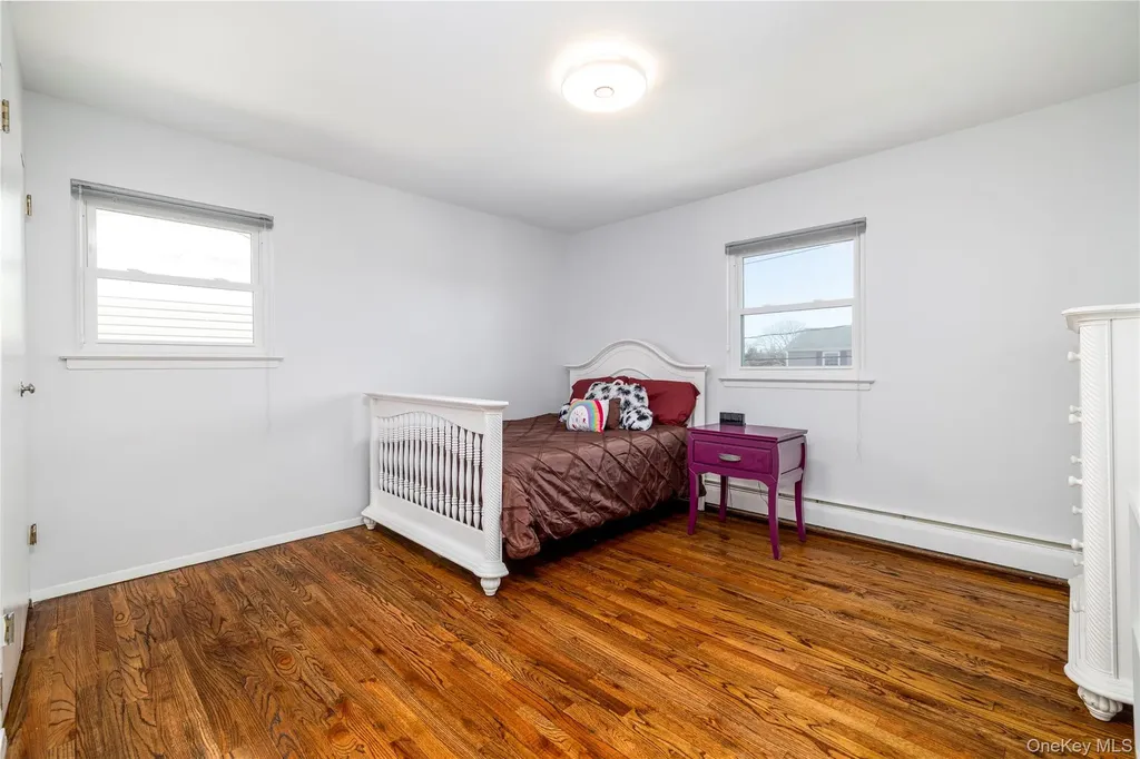 3930 Jane Lane Oceanside NY 11572