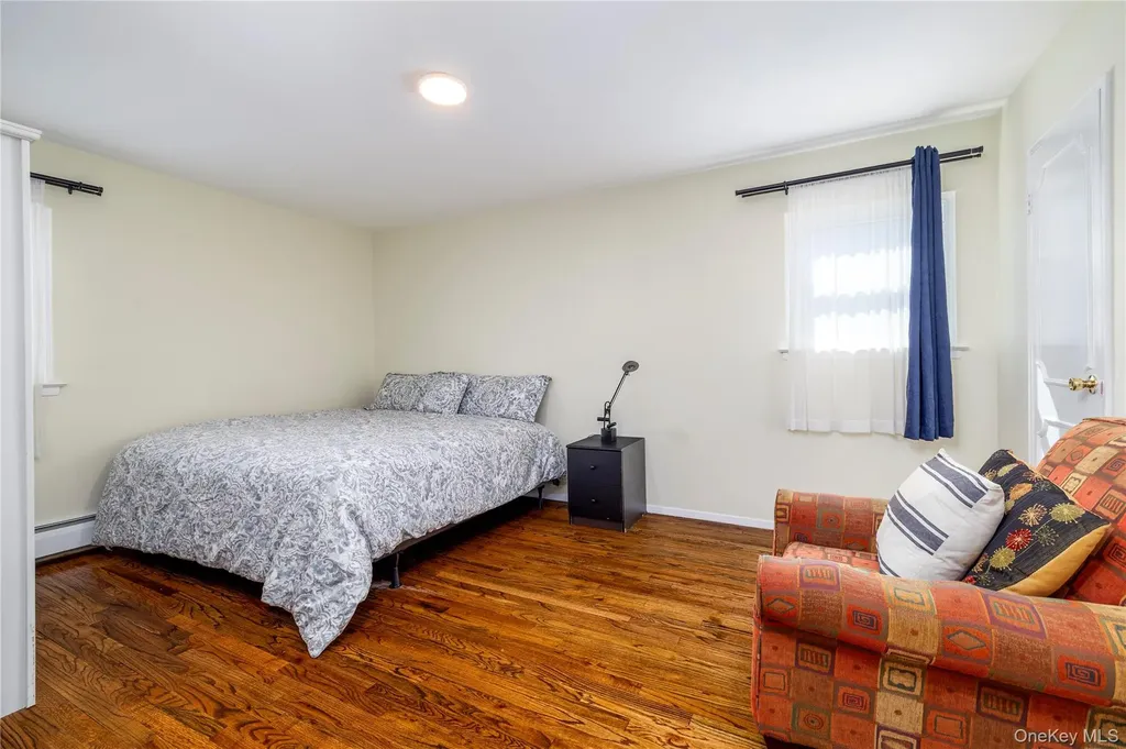 3930 Jane Lane Oceanside NY 11572