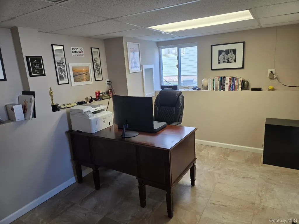 3930 Jane Lane Oceanside NY 11572
