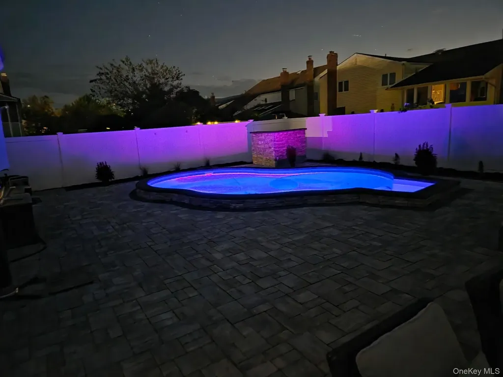 3930 Jane Lane Oceanside NY 11572