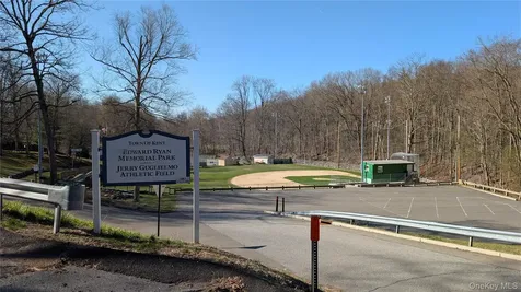 9 Park Road Carmel NY 10512