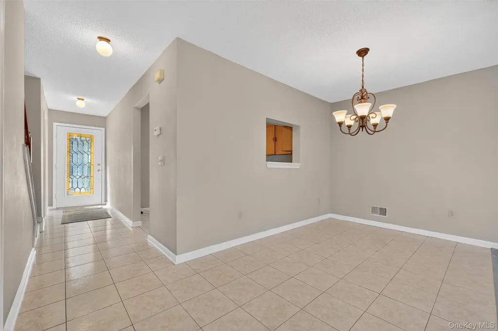 50 Jonathan Drive Mahopac NY 10541