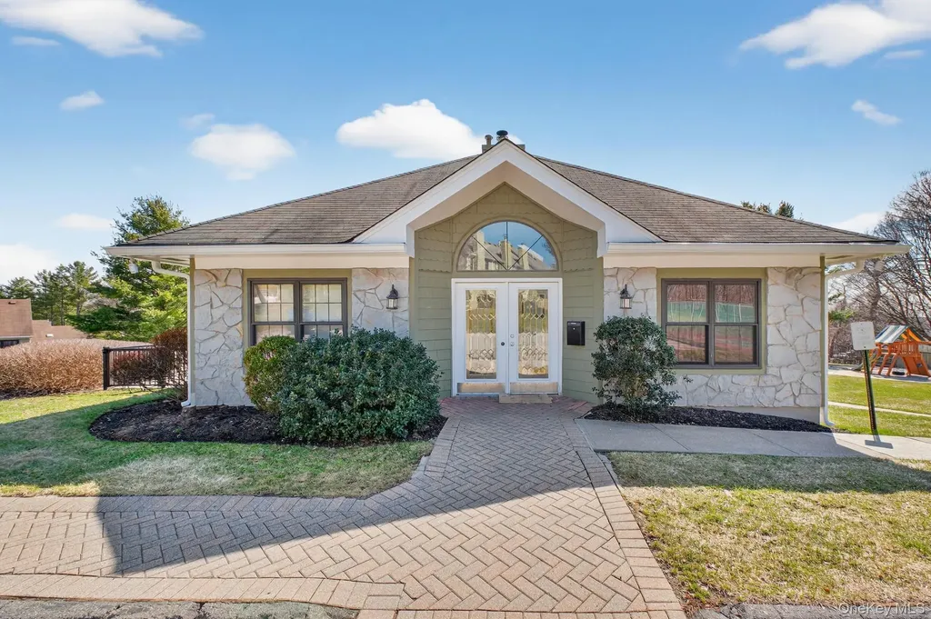50 Jonathan Drive Mahopac NY 10541