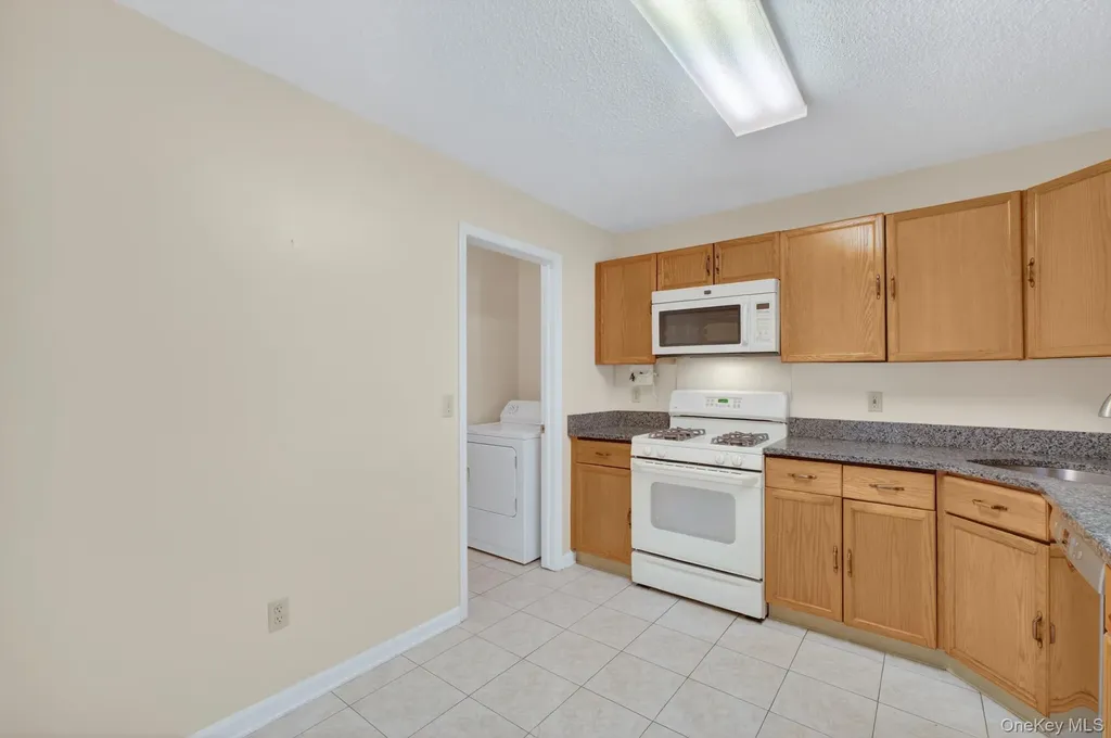 50 Jonathan Drive Mahopac NY 10541
