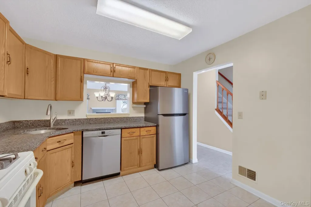 50 Jonathan Drive Mahopac NY 10541