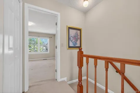 50 Jonathan Drive Mahopac NY 10541
