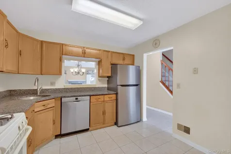 50 Jonathan Drive Mahopac NY 10541