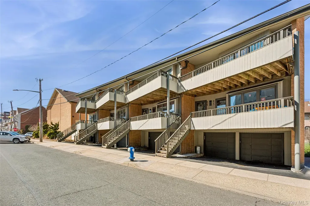 811 Shore Road Long Beach NY 11561