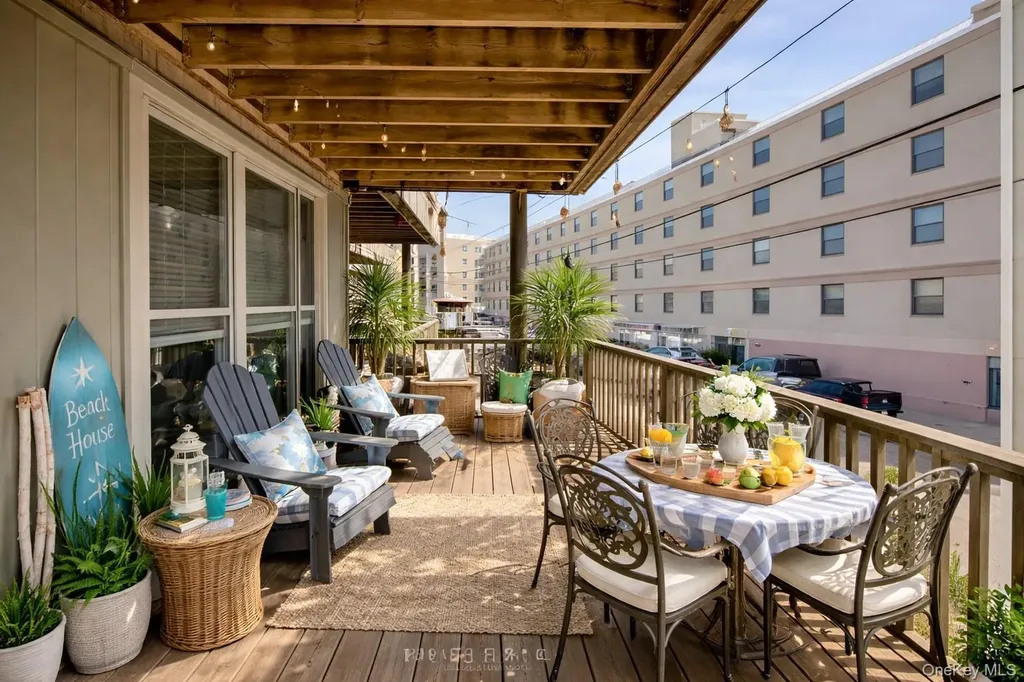 811 Shore Road Long Beach NY 11561