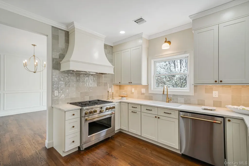 106 Fairway View Drive Commack NY 11725