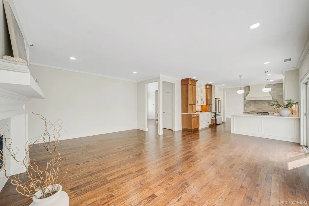 106 Fairway View Drive Commack NY 11725