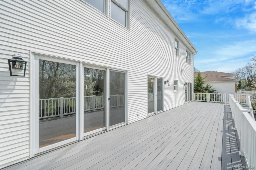 106 Fairway View Drive Commack NY 11725