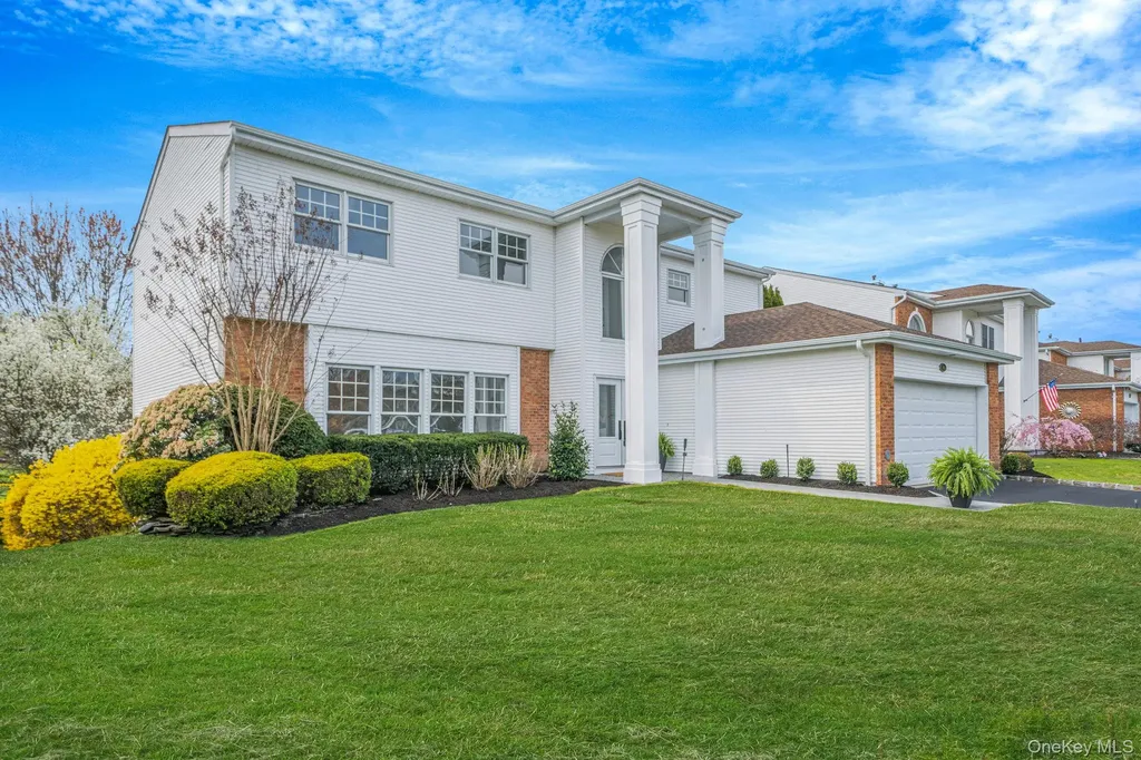 106 Fairway View Drive Commack NY 11725