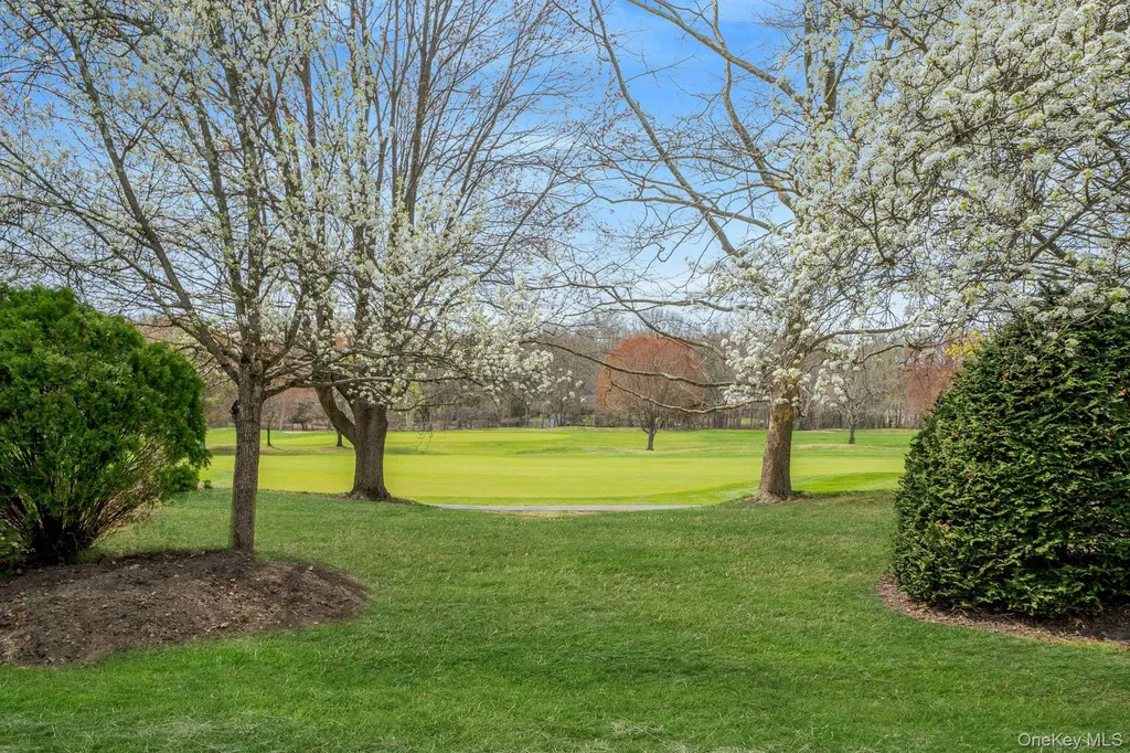 106 Fairway View Drive Commack NY 11725