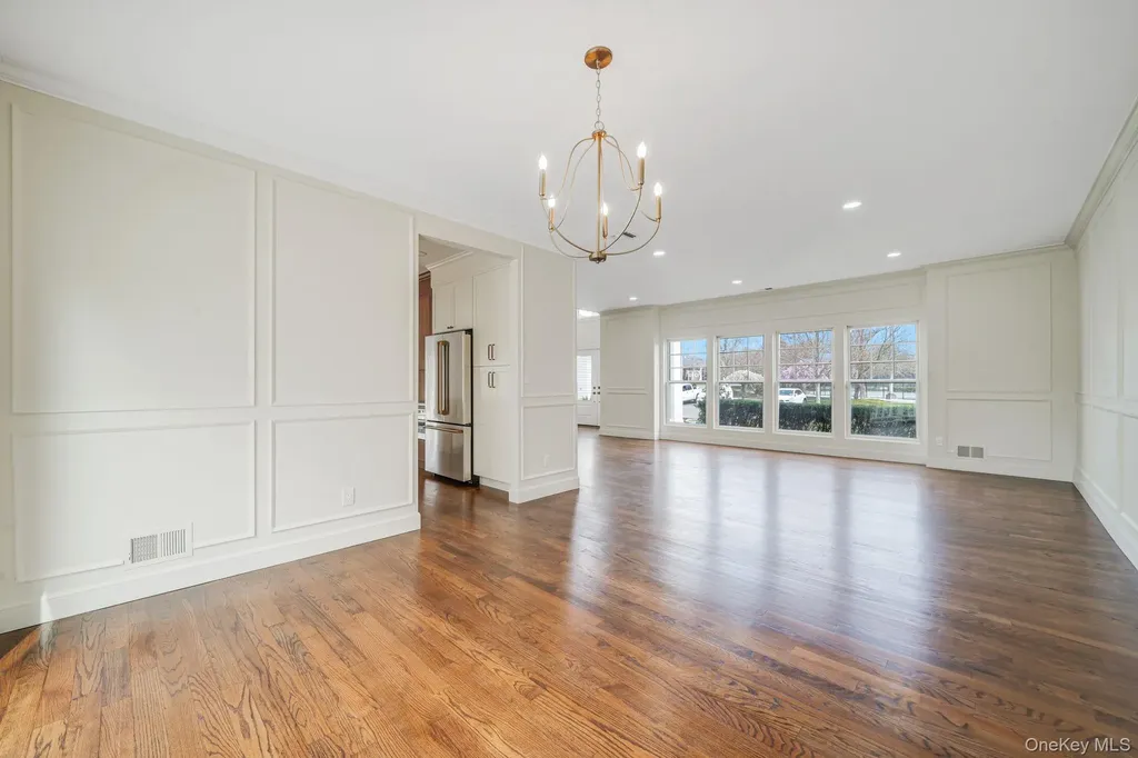 106 Fairway View Drive Commack NY 11725