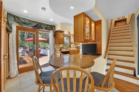 22 Jerome Drive Cortlandt Manor NY 10567