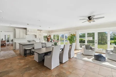 5 Woodcock Lane Remsenburg NY 11960