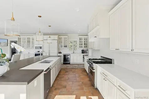 5 Woodcock Lane Remsenburg NY 11960