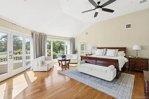 5 Woodcock Lane Remsenburg NY 11960