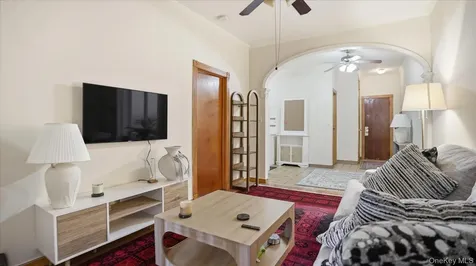 43-06 34 Avenue Astoria NY 11101