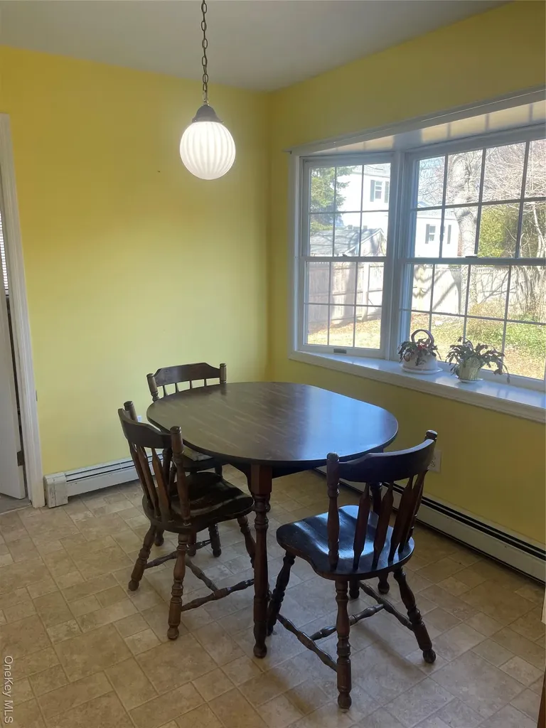 185 Birch Road Kings Park NY 11754