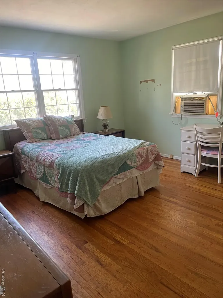 185 Birch Road Kings Park NY 11754