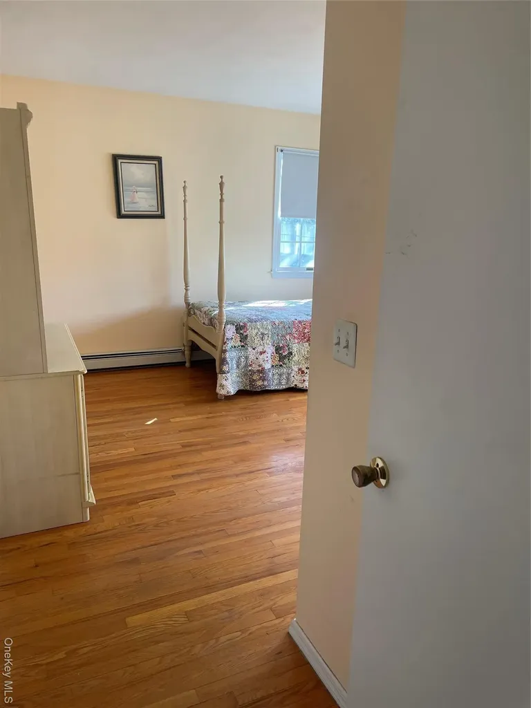 185 Birch Road Kings Park NY 11754