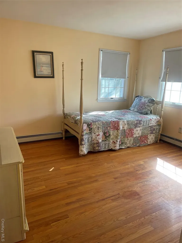 185 Birch Road Kings Park NY 11754