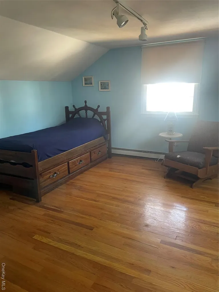 185 Birch Road Kings Park NY 11754