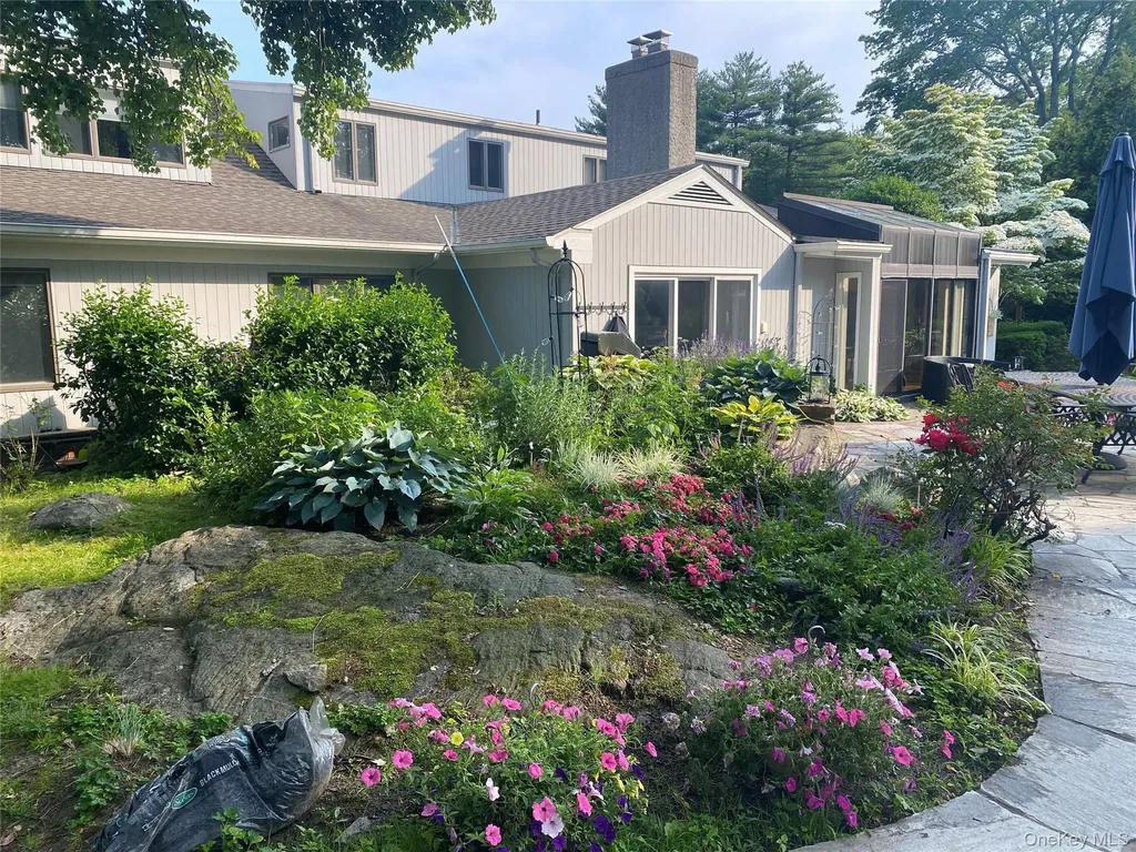 18 Tamarac Trail Harrison NY 10528