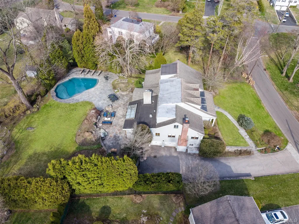 18 Tamarac Trail Harrison NY 10528