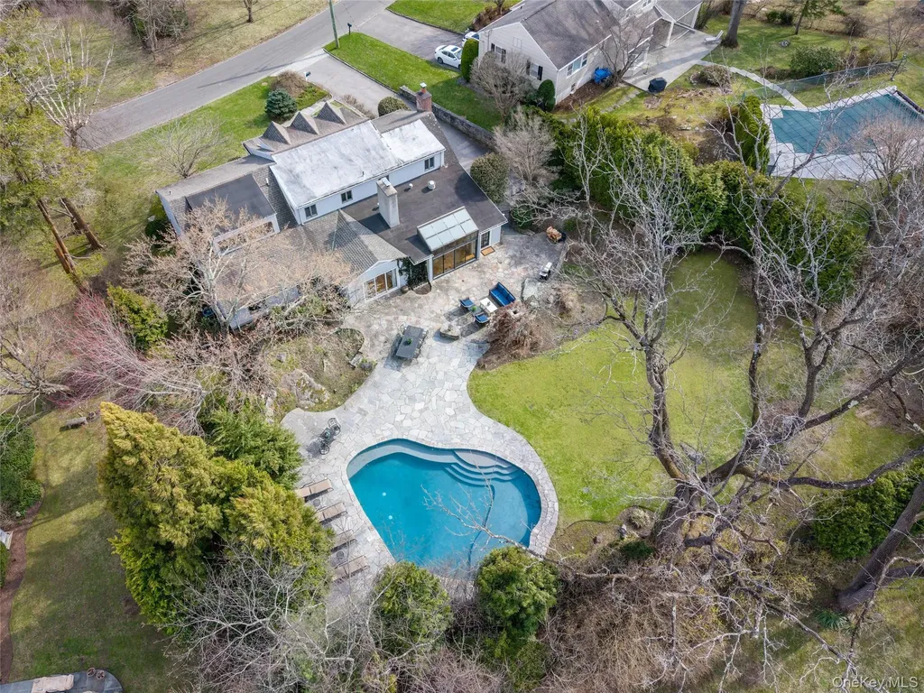 18 Tamarac Trail Harrison NY 10528