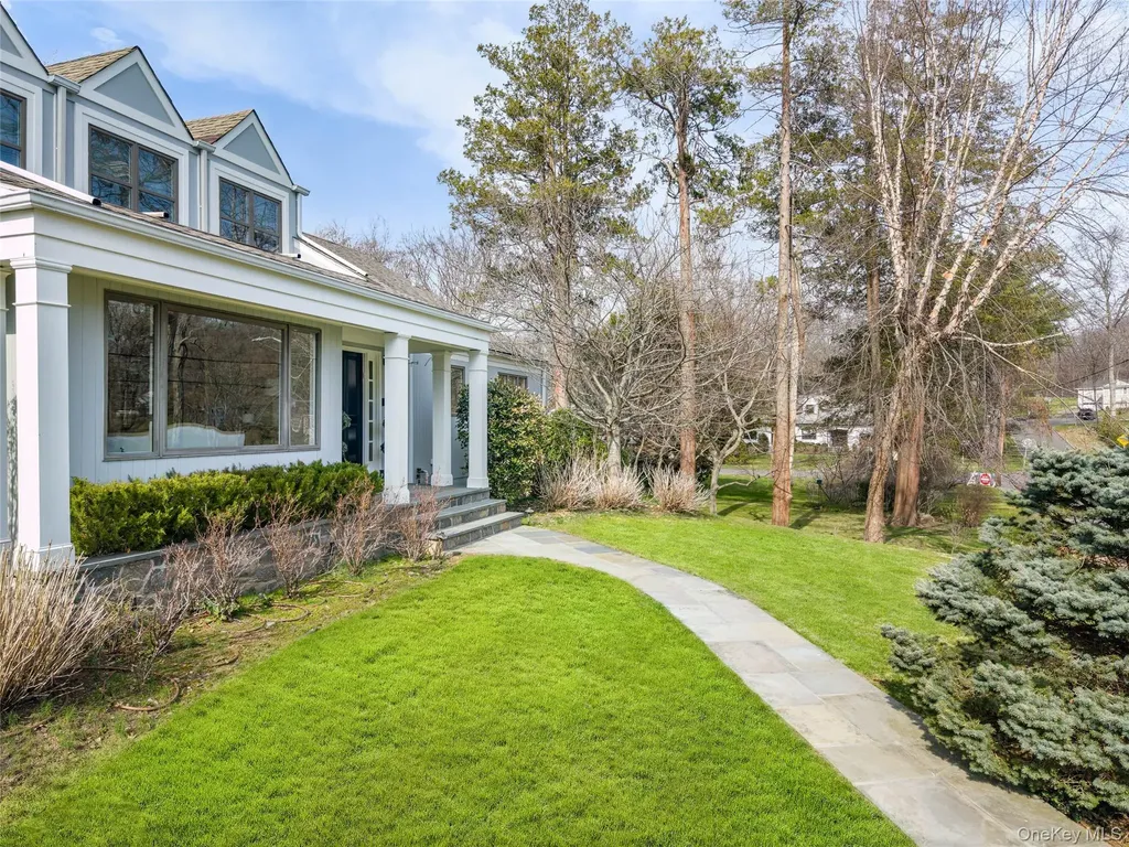 18 Tamarac Trail Harrison NY 10528