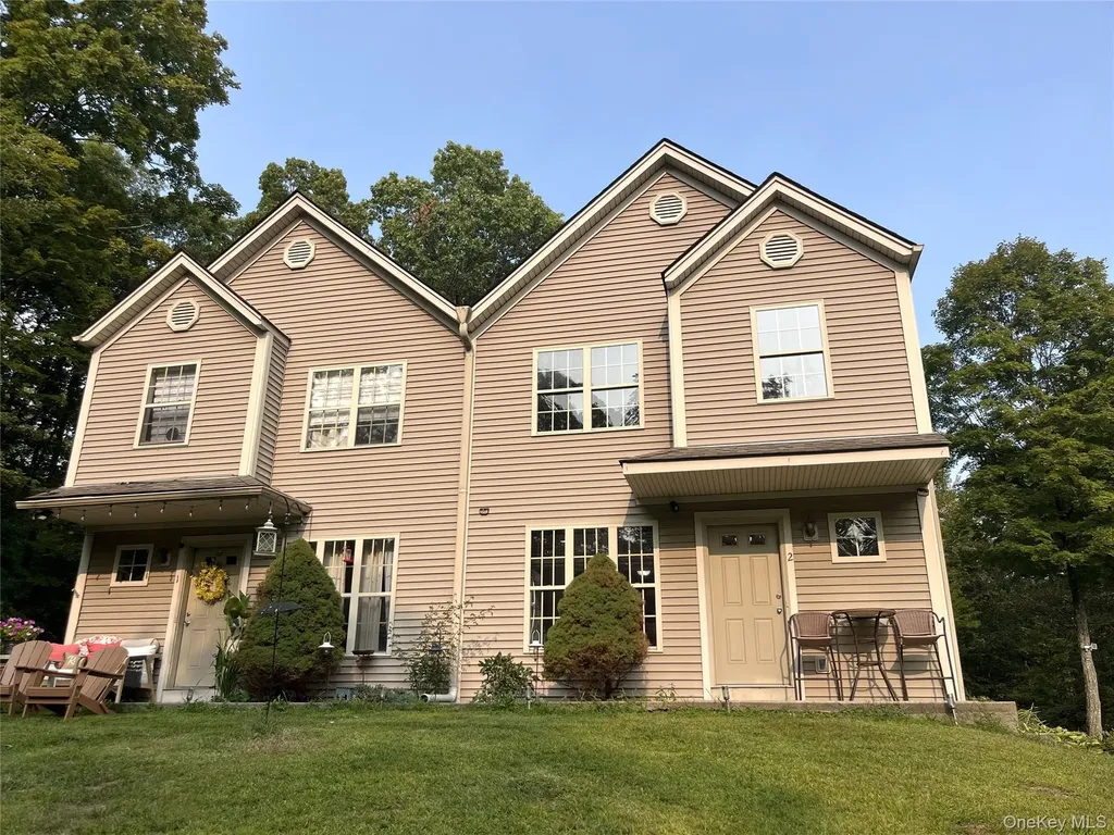 215 Rabbit Run Plattekill NY 12515