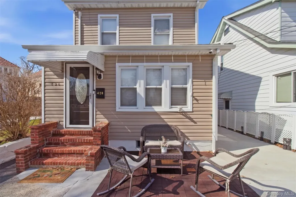 620 S 9th Avenue Mount Vernon NY 10550