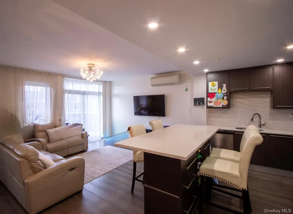 3435 Guider Avenue Brooklyn NY 11235