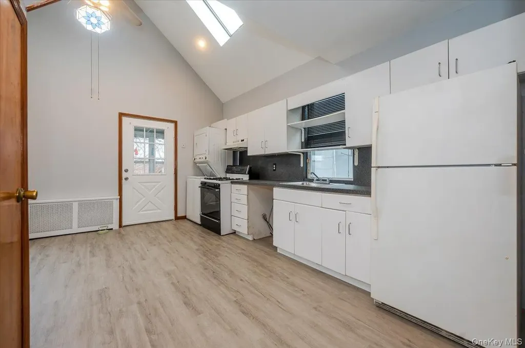 1315 Edwards Avenue Bronx NY 10461