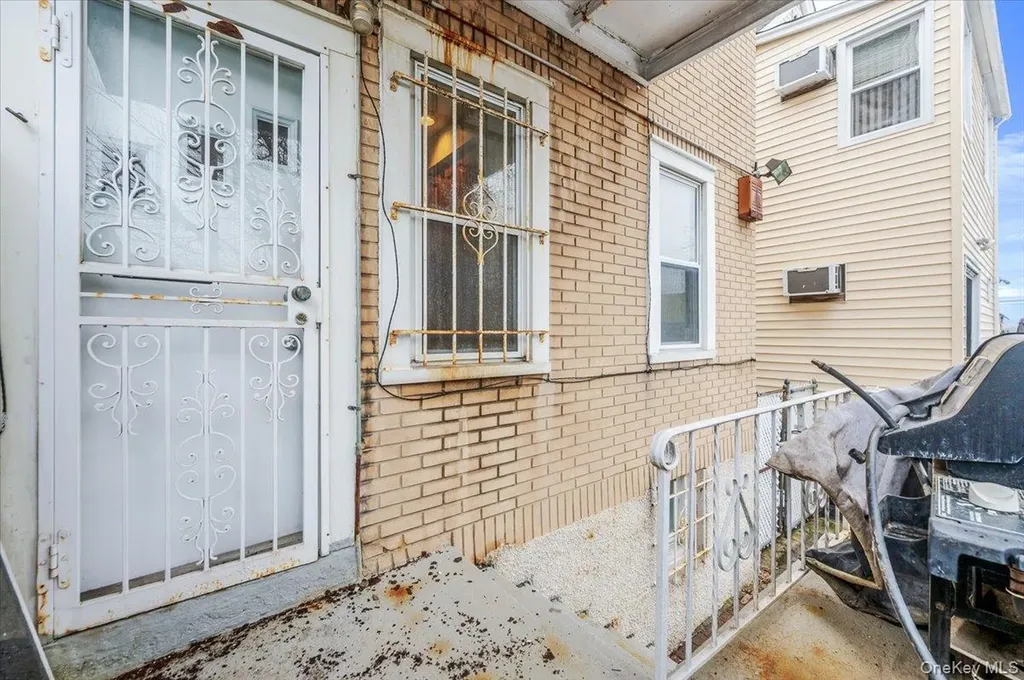 1315 Edwards Avenue Bronx NY 10461