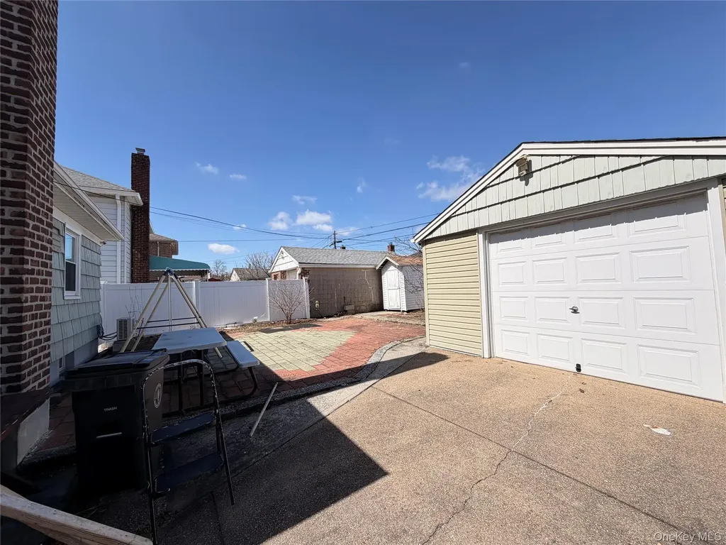 15739 20th Road Whitestone NY 11357