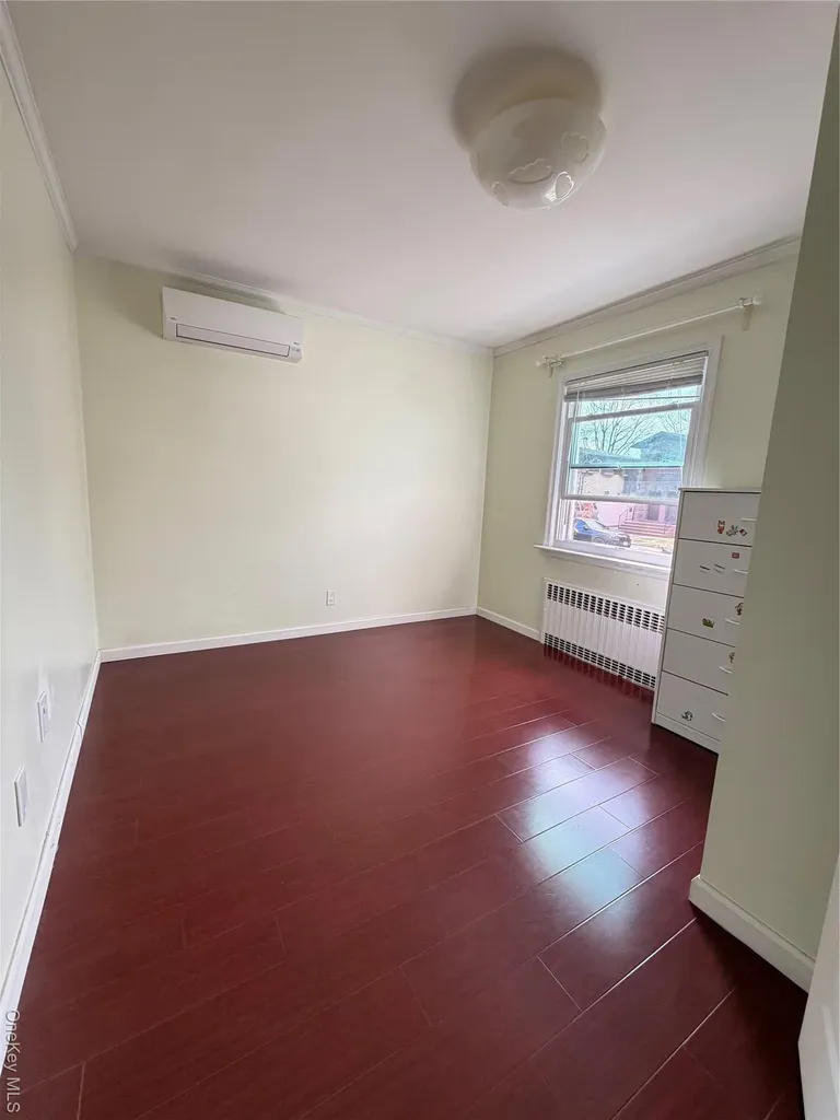15739 20th Road Whitestone NY 11357