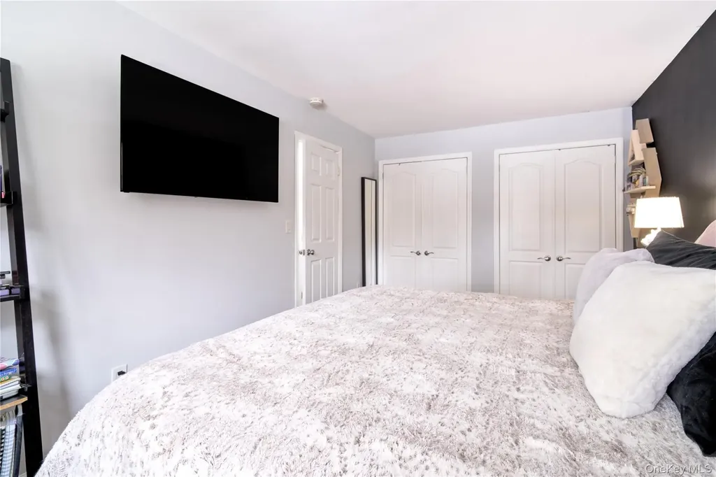 230 Fairharbor Drive Patchogue NY 11772