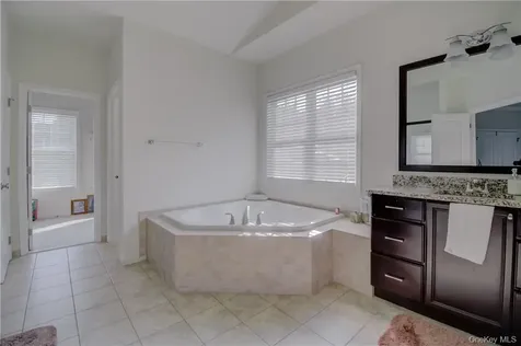 38 Melanie Lane Hopewell Junction NY 12533