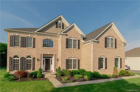 38 Melanie Lane Hopewell Junction NY 12533
